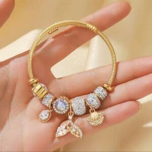 Jewelry - Gold Charm Sparkling Beads & Nautical Charms Bracelet